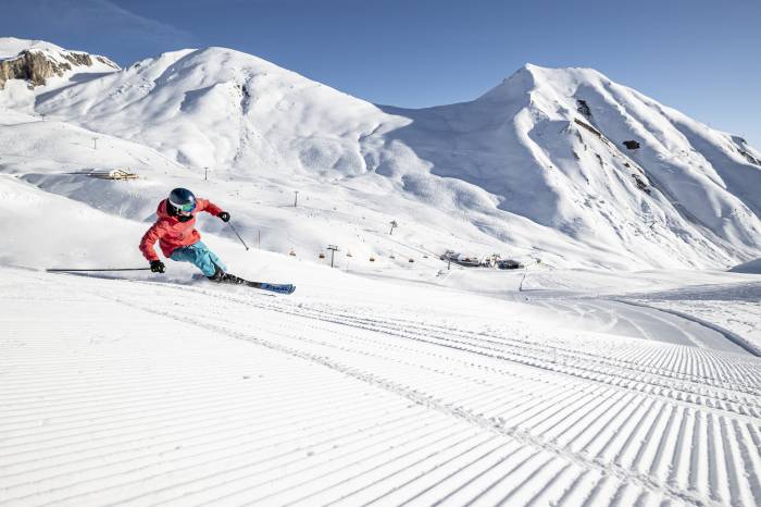 Auch im Frühling bietet die Ski-Arena Samnaun/Ischgl puren Pistenspass und attraktive Events.