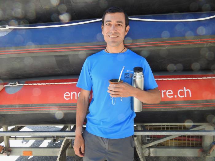 Esteban aus Argentinien ist schon 14 Jahre in Scuol und will noch länger bleiben.