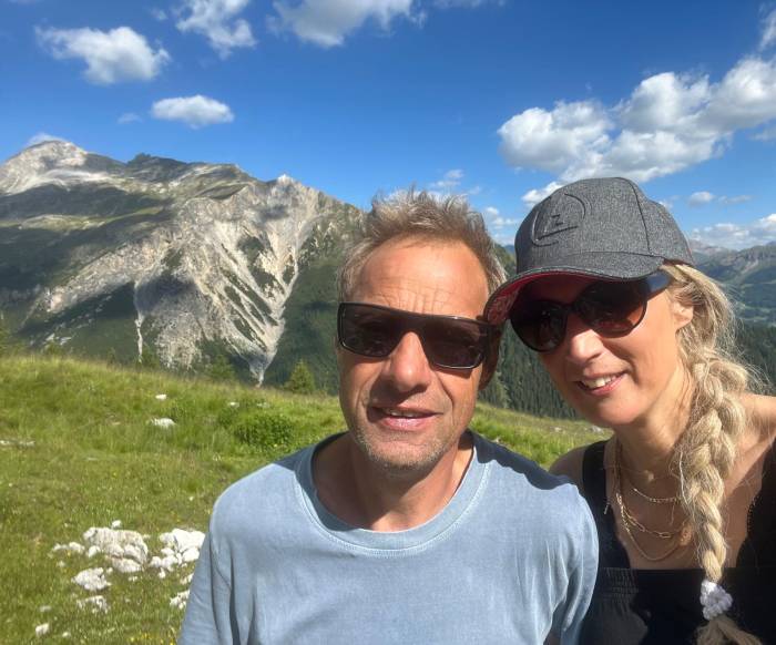 Bauer und Bäuerin sind ein eingespieltes Team.