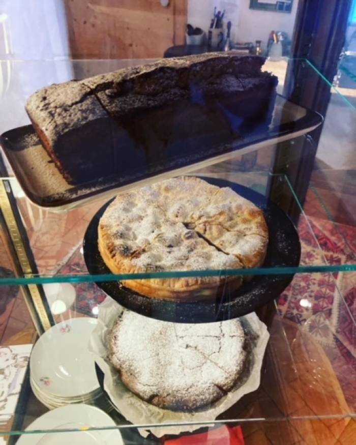 Die Kuchen sind alle aus Eigenproduktion.