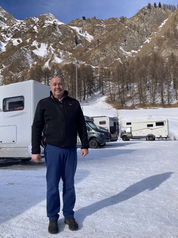 Cla Davaz ist Geschäftsführer der Mundin Samnaun AG und als solcher auch zuständig für das Campingresort Samnaun, das sich auf Wintercamper spezialisiert hat.