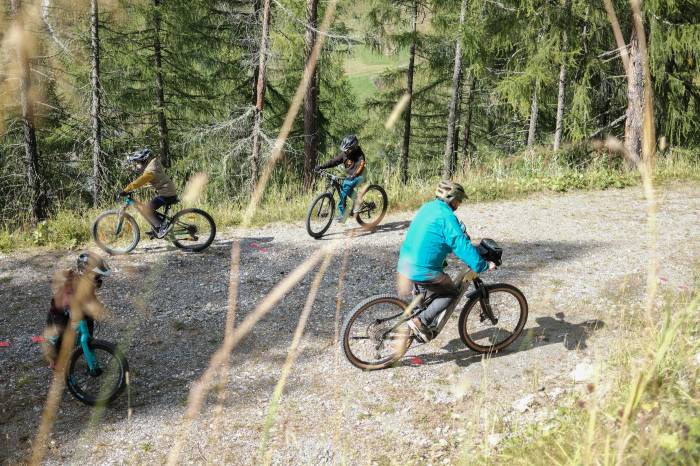 Acht verschiedene Übungsstationen findet man auf dem Skill Loop.